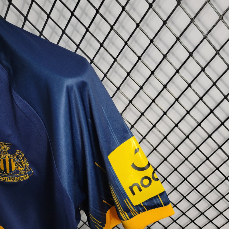 Newcastle III 22/23 Shirt - Fan Version
